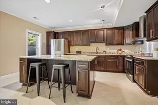 11040 Heathland Dr, Oakton, VA 22124 - Photo 39