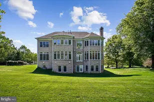 11040 Heathland Dr, Oakton, VA 22124 - Photo 47