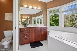 11040 Heathland Dr, Oakton, VA 22124 - Photo 27