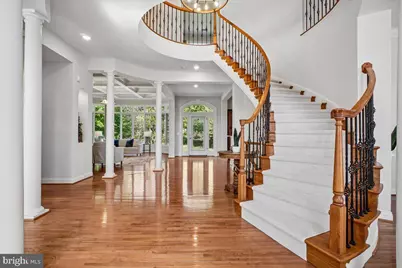 11040 Heathland Drive, Oakton, VA 22124 - Photo 5
