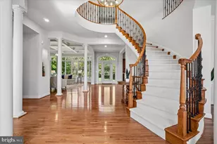 11040 Heathland Dr, Oakton, VA 22124 - Photo 5
