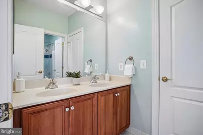 11040 Heathland Drive, Oakton, VA 22124 - Photo 33