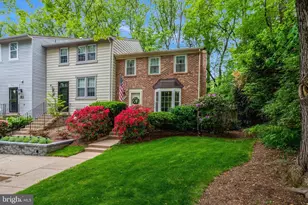 5731 Wood Mouse Ct, Burke, VA 22015 - Photo 3
