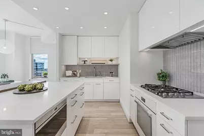 11990 Market Street #1712, Reston, VA 20190 - Photo 9