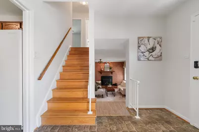 5716 Glamis Drive, Alexandria, VA 22315 - Photo 9