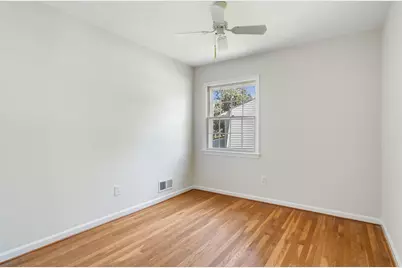 5716 Glamis Drive, Alexandria, VA 22315 - Photo 13