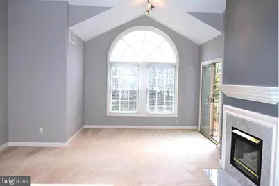 12249 Fairfield House Drive #411B, Fairfax, VA 22033 - Photo 3