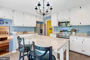 4203 Kings Mill Ln, Annandale, VA 22003 - Photo 13
