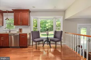 13117 Tingewood Ct, Herndon, VA 20171 - Photo 17