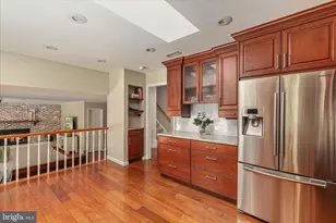 13117 Tingewood Ct, Herndon, VA 20171 - Photo 19