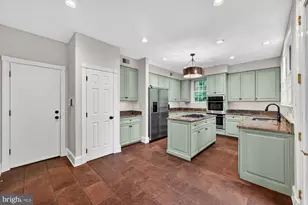 1507 Night Shade Ct, Vienna, VA 22182 - Photo 31