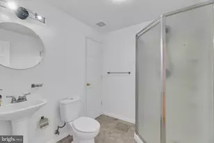 6458 Woodmere Pl, Centreville, VA 20120 - Photo 19
