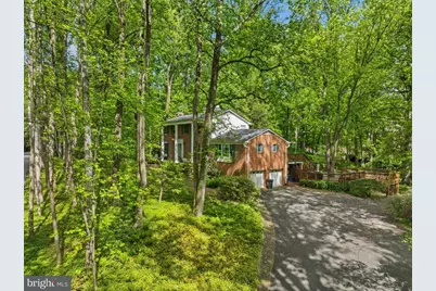 8545 Old Dominion Drive, McLean, VA 22102 - Photo 13