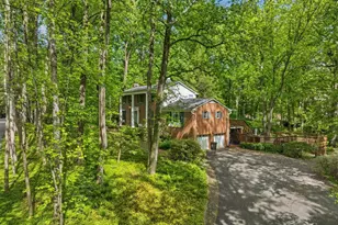 8545 Old Dominion Dr, McLean, VA 22102 - Photo 13
