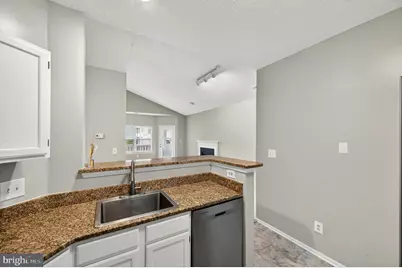 14314 Climbing Rose Way #306, Centreville, VA 20121 - Photo 13