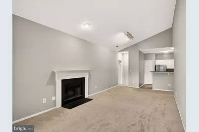 14314 Climbing Rose Way #306, Centreville, VA 20121 - Photo 9