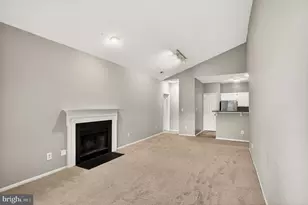 14314 Climbing Rose Way, Centreville, VA 20121 - Photo 9