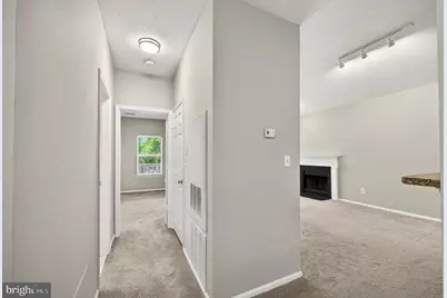 14314 Climbing Rose Way #306, Centreville, VA 20121 - Photo 5