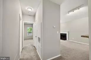 14314 Climbing Rose Way, Centreville, VA 20121 - Photo 5