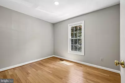 10628 Alison Drive, Burke, VA 22015 - Photo 11