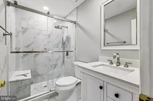 10628 Alison Dr, Burke, VA 22015 - Photo 15