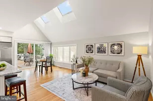 1424 Belcastle Ct, Reston, VA 20194 - Photo 7
