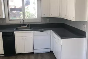 3222 Brookings Ct, Fairfax, VA 22031 - Photo 3