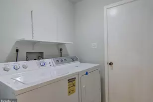 3222 Brookings Ct, Fairfax, VA 22031 - Photo 19