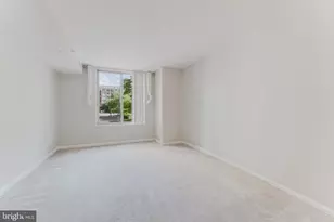 2726 Gallows Rd, Vienna, VA 22180 - Photo 23