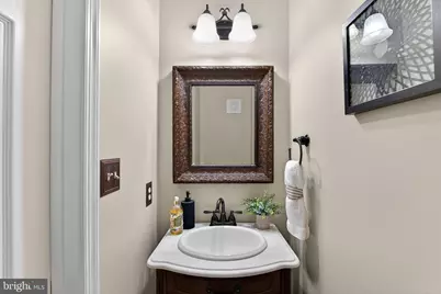 7412 Gillingham Row, Alexandria, VA 22315 - Photo 15