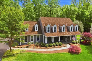 7211 Laketree Dr, Fairfax Station, VA 22039 - Photo 1