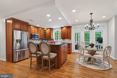7211 Laketree Drive, Fairfax Station, VA 22039 - Photo 5