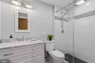 7211 Laketree Dr, Fairfax Station, VA 22039 - Photo 59