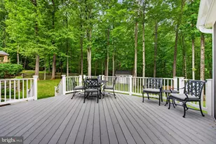7211 Laketree Dr, Fairfax Station, VA 22039 - Photo 23