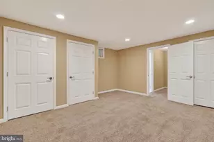 7211 Laketree Dr, Fairfax Station, VA 22039 - Photo 61