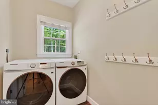 7211 Laketree Dr, Fairfax Station, VA 22039 - Photo 65