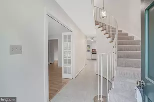 8301 Forrester Blvd, Springfield, VA 22152 - Photo 9
