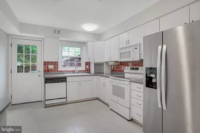 8301 Forrester Boulevard, Springfield, VA 22152 - Photo 17