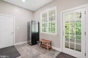 1133 Springvale Rd, Great Falls, VA 22066 - Photo 37