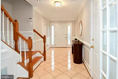 2444 Laura Mark Lane, Herndon, VA 20171 - Photo 3