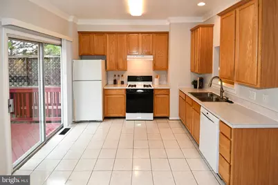 2444 Laura Mark Lane, Herndon, VA 20171 - Photo 19