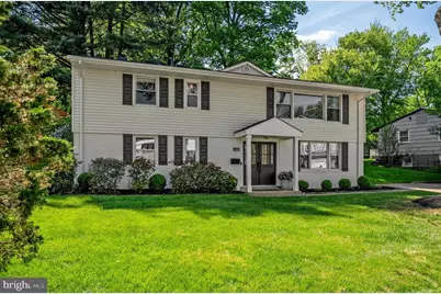 1109 Hillcrest Drive SW, Vienna, VA 22180 - Photo 1