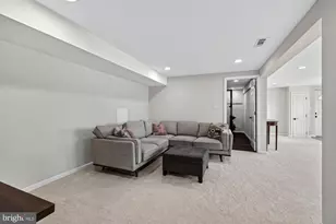 1109 Hillcrest Dr SW, Vienna, VA 22180 - Photo 17