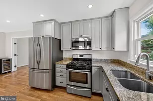 1109 Hillcrest Dr SW, Vienna, VA 22180 - Photo 45