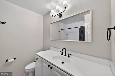 1109 Hillcrest Drive SW, Vienna, VA 22180 - Photo 73