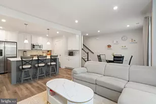 4436 Field Gate Ln, Chantilly, VA 20151 - Photo 5