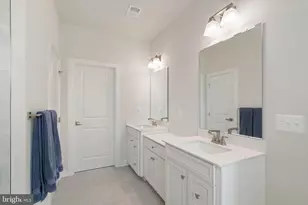 4436 Field Gate Ln, Chantilly, VA 20151 - Photo 13