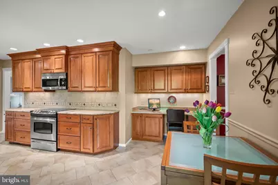 4949 Sabra Lane, Annandale, VA 22003 - Photo 9