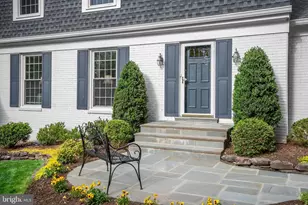 4949 Sabra Ln, Annandale, VA 22003 - Photo 3