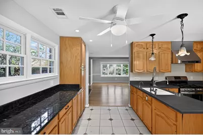 4042 Doveville Lane, Fairfax, VA 22032 - Photo 15